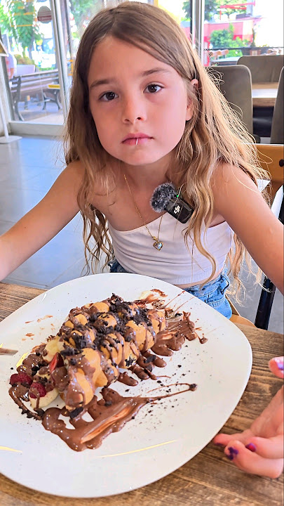 Kuzey Elif Creppy Adana' da Waffle Yedi !! #shorst