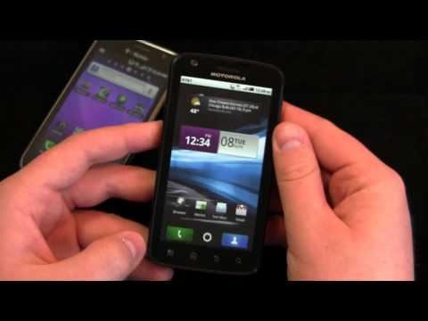 Vídeo: Diferença Entre Samsung Droid Charge E Motorola Atrix 4G