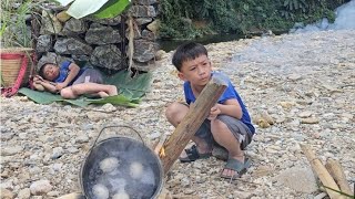 Download Lagu The orphaned boy wanders looking for food during the day and sleeps overnight next to the stream MP3 Download Lagu The orphaned boy wanders looking for food during the day and sleeps overnight next to the stream MP3