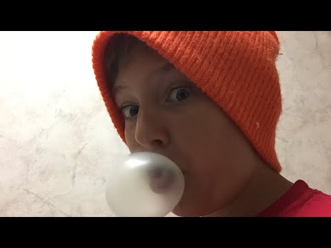 How to blow bubblegum bubbles easy for beginners (not clickbait)π±π±π±