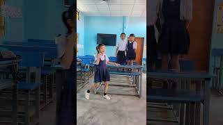 Five Little Monkeys Jumping On The Bed