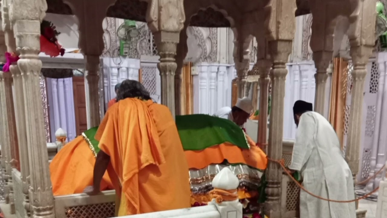 jamana chuthe hum na chodenge dayare waris paak by ali waris warsi qawwal