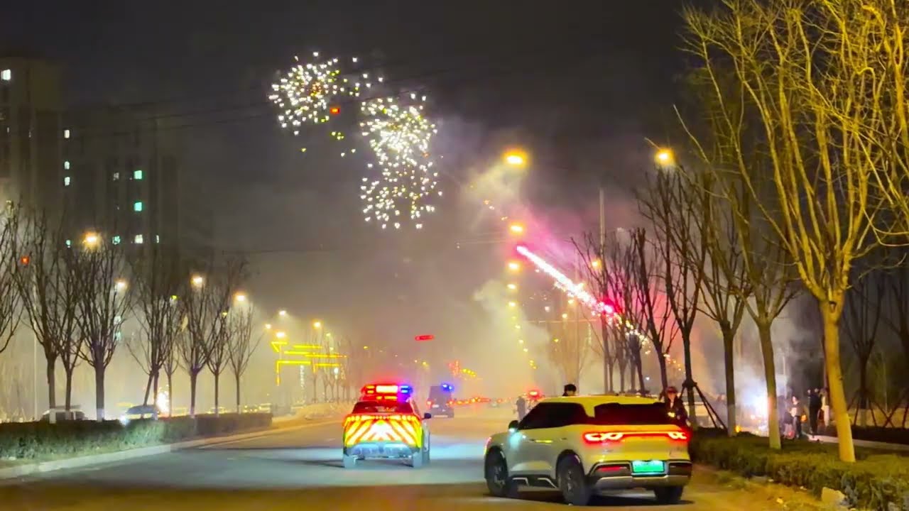 烟花：一年来压抑的发泄