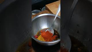 Pollo con salsa de cacahuete (Satay)