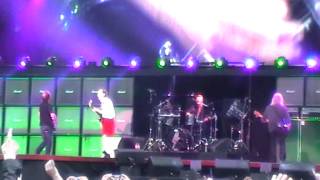 AC/DC - Rock 'n' Roll Train (live) - Hampden Park, Glasgow - 28th June 2015