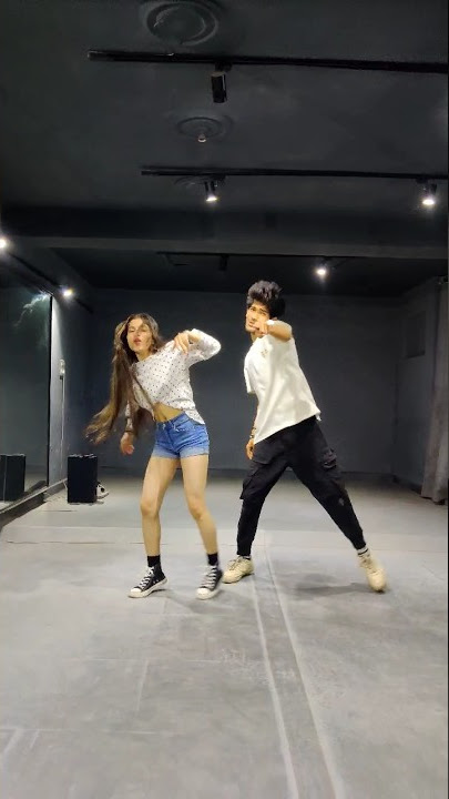 jeene laga hu ✨❣️ #dance #dancevideo #shortvideo #ytshorts #youtubeshorts #trendingshorts