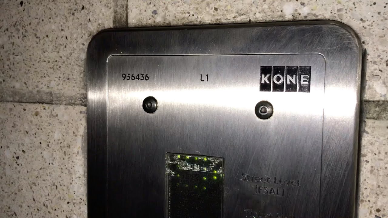 Nice ageing Kone Hydraulic lift @ Southwark Underground Station