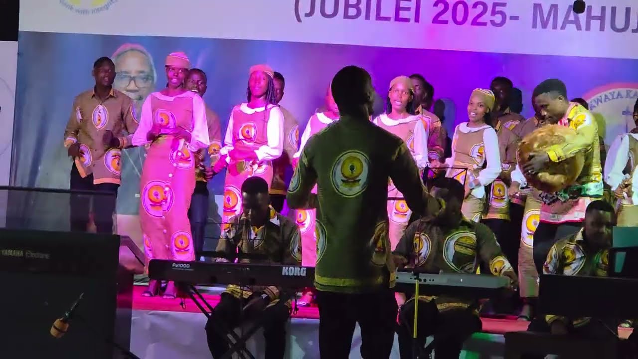 TUKUZENI JINA LAKE BWANA - Na.Emil Shayo (Live Performance) || KWAYA YA MT DOMINIC SAVIO 