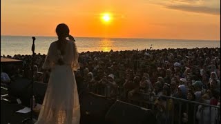 Nadin Amizah - Rayuan Perempuan Gila Live Senggigi Sunset Jazz