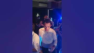 Thumbnail of No balanço (Pé na areia)