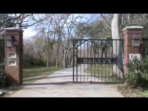 581 Britt Bailey Boulevard Angleton, TX. $699000