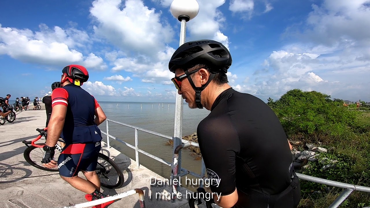 Weekend Ride to Tanjung Sepat Lover's Bridge - YouTube