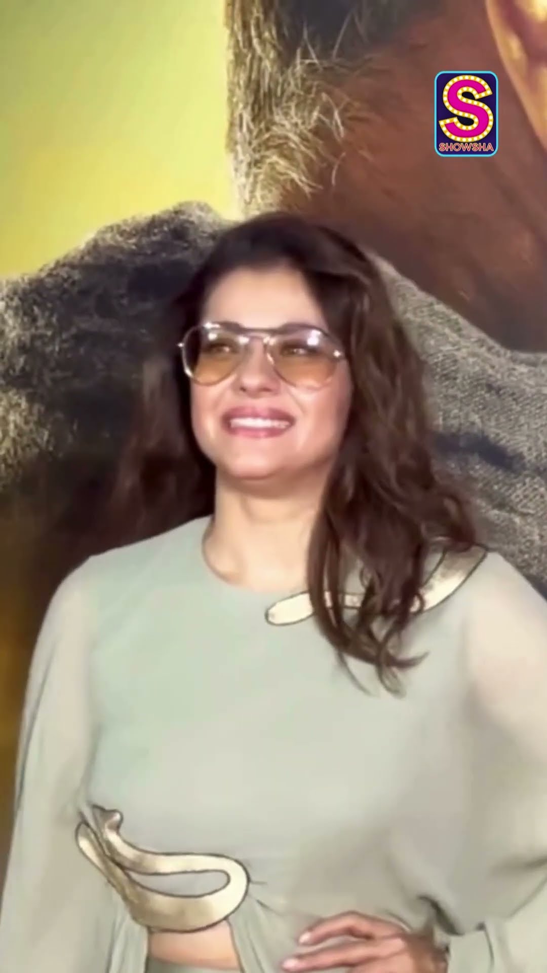Kajol Opts For Grey Outfit For Azaad’s Screening, Promote Upcoming Movie Azaad | N18S