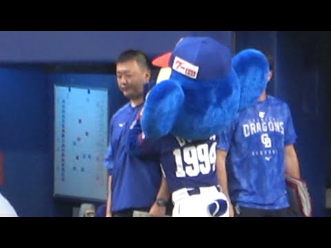 小林広報にウザ絡みしまくるメンバー表交換のドアラ（笑） (2023/06/23)