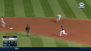 CWS@CLE: Ramirez reaches first on Sanchez's error