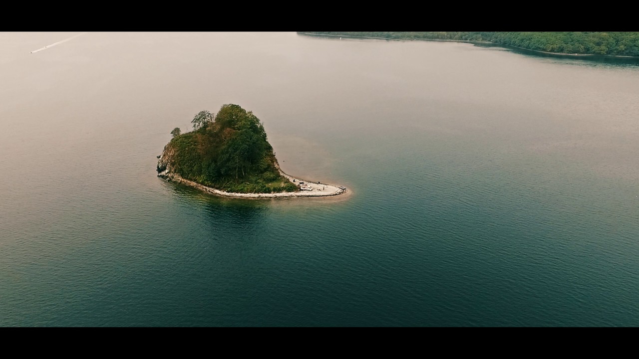 Остров русский бухта труда Остров русский бухта труда