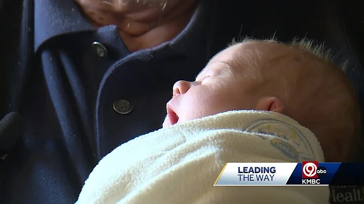 'Best three hours of my week': Volunteers cuddle with NICU babies at St. Luke's Hospital