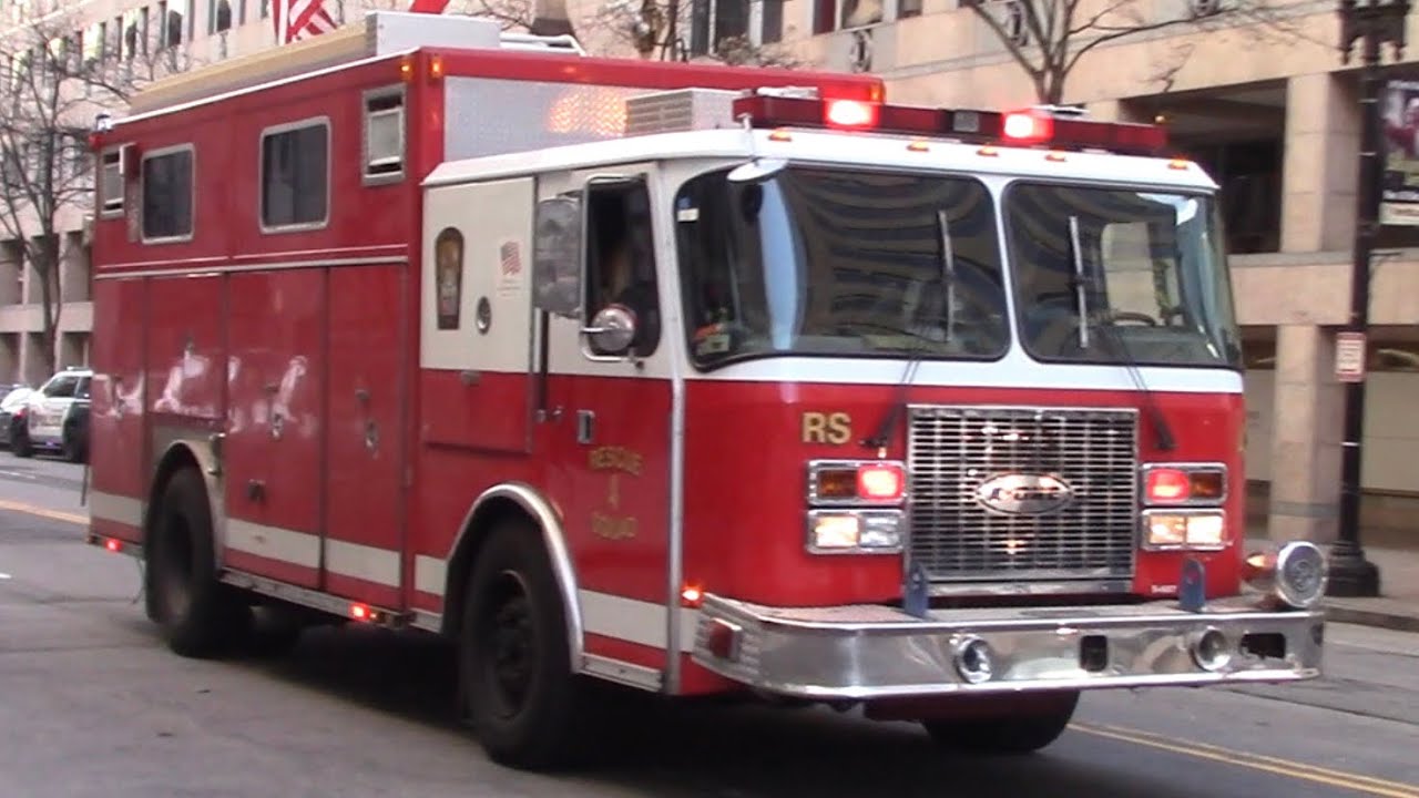 DCFD Rescue Squad 1 (Spare) Responding - YouTube