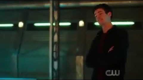 The Flash 4x16 | Iris Is A Speedster