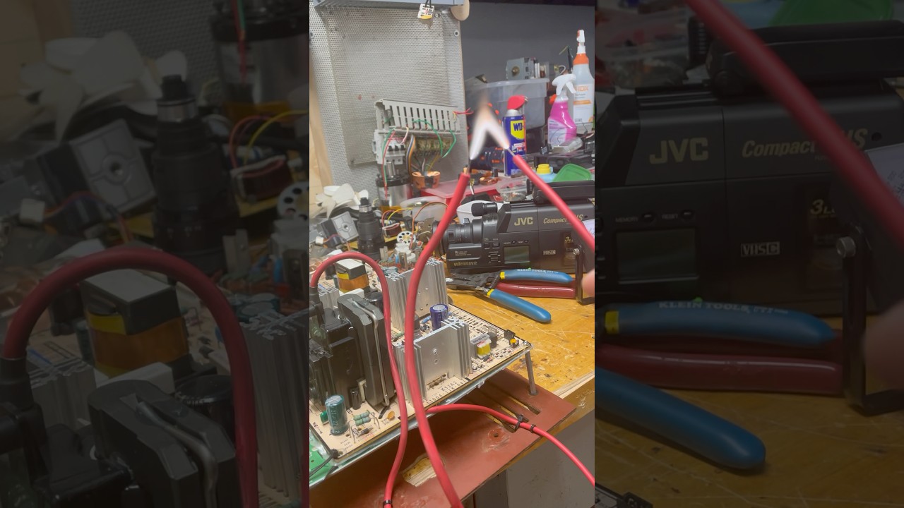 Simple flyback hv power supply