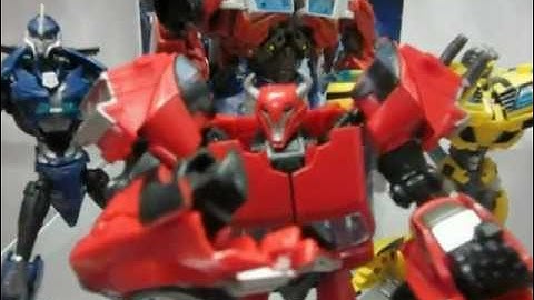 Protoman Reviews: Transformers Prime Cliffjumper First Edition Deluxe