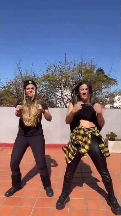 La Morsa bailando Es La Que Va 