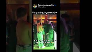 Um Fã Interrompe O Show Ao Vivo Do Nilo Na África, Moçambique