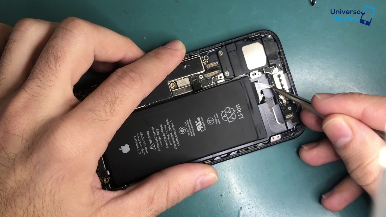 Como trocar a bateria do iPhone 7 - YouTube