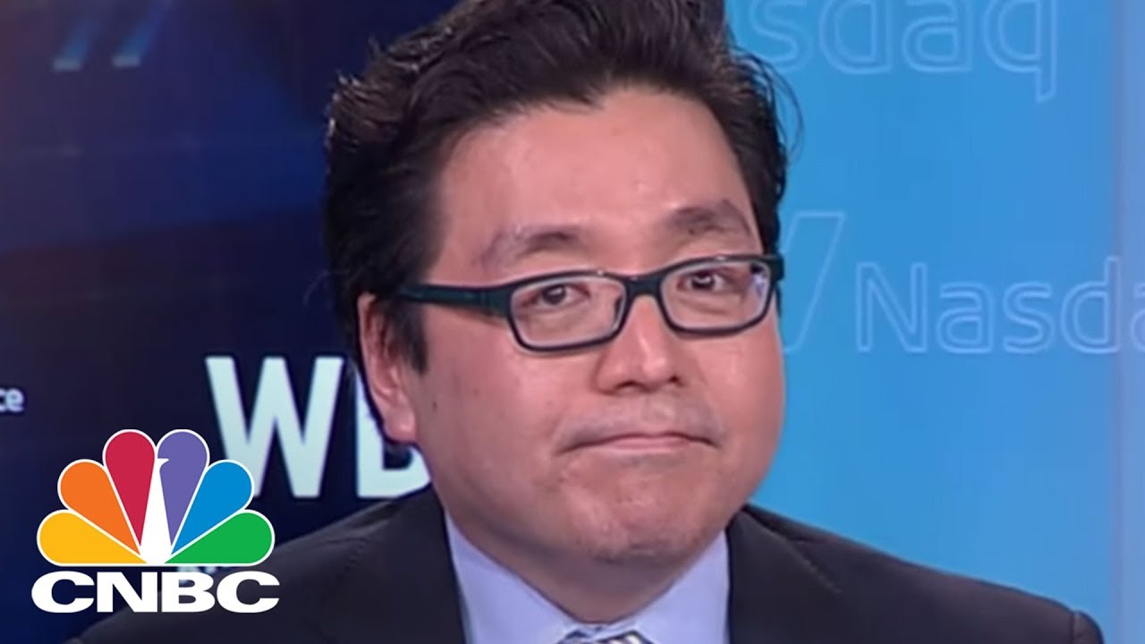Fundstrat's Tom Lee Makes The Case For A Big Bitcoin Rally Post-Tax Day |  CNBC - YouTube