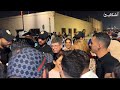 ولد الحوات يشعل المهرجان فوضى في المكان والجميع يريد صورة مع النجم ولد الحوات يشعل المهرجان فوضى في المكان والجميع يريد صورة مع النجم