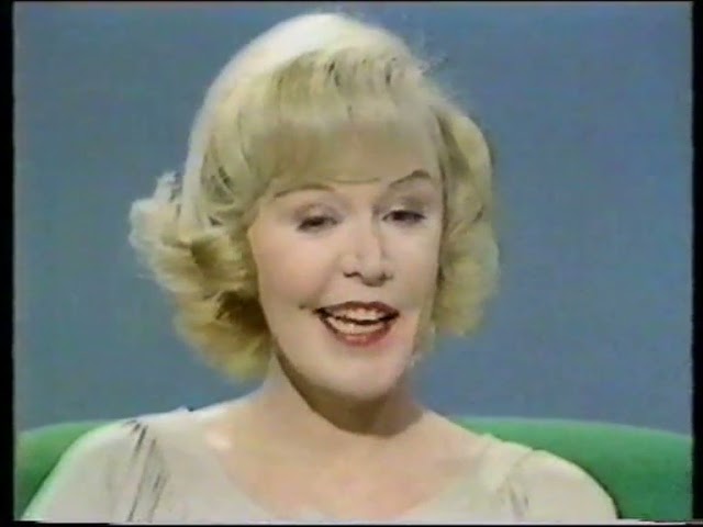 Kathy Kirby - Tv Interview (1981) class=