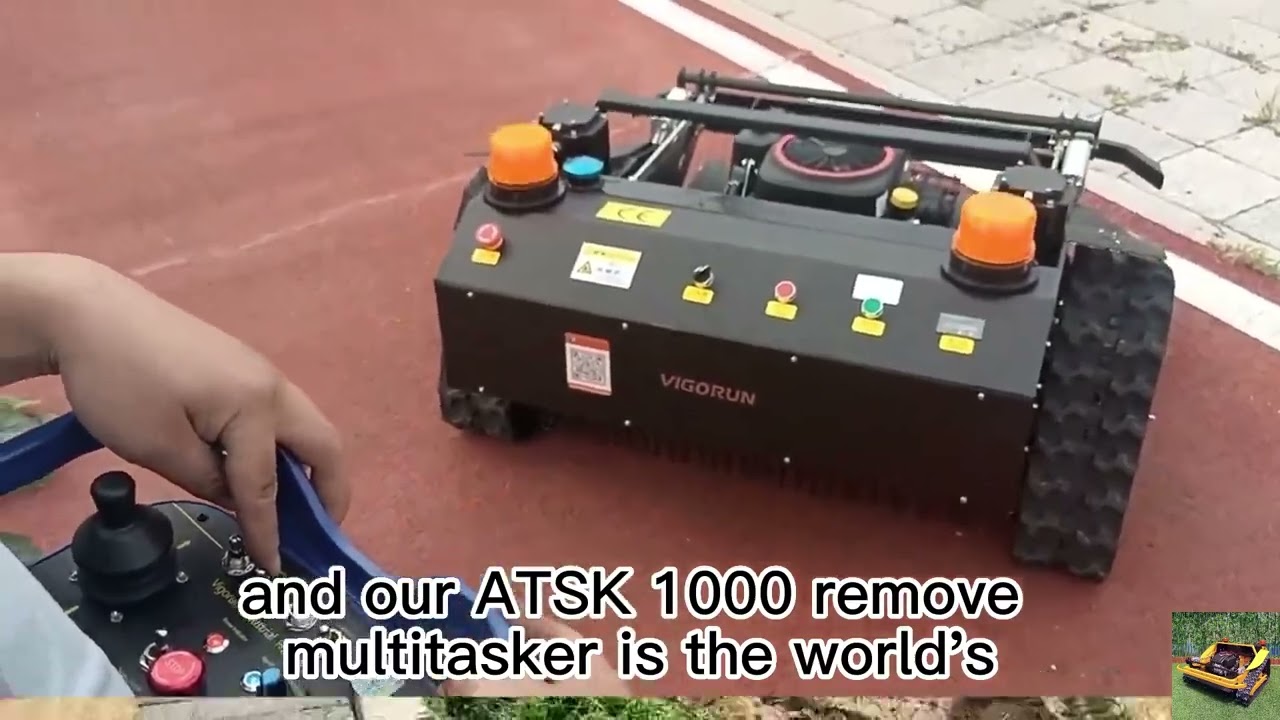 telecontrol crawler weed reaper China manufacturer, factory sales wireless radio control weed cutter