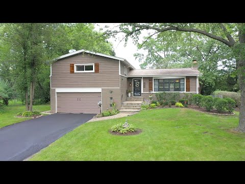 1632 Village Green Court, Deerfield, IL home video tour