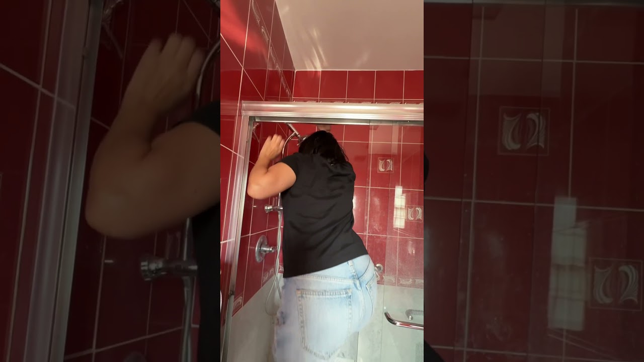 Installing the Jolie shower head