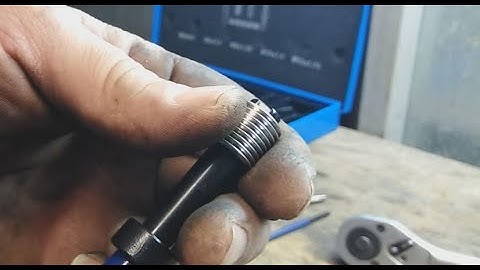 How to repair threads with a helicoil insert