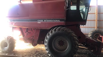 Case IH 1660 combining soybeans.