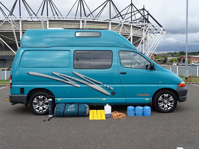 D*o様 ヒコセブン RAYS Caravan & Hiace 2台の計3台セッ RAI'S / CARNEL対応 1/43用タワーディスプレイケース (2/3段) 株式会社