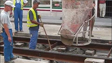 Westbahnstrasse Tram Track Placing the rail