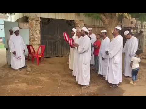 يارب صلي على خير الوجود ومن ساد النبيين والأملاك و الرؤوساء