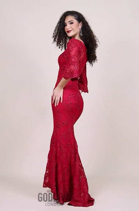Experience the elegance of lace | Red dress