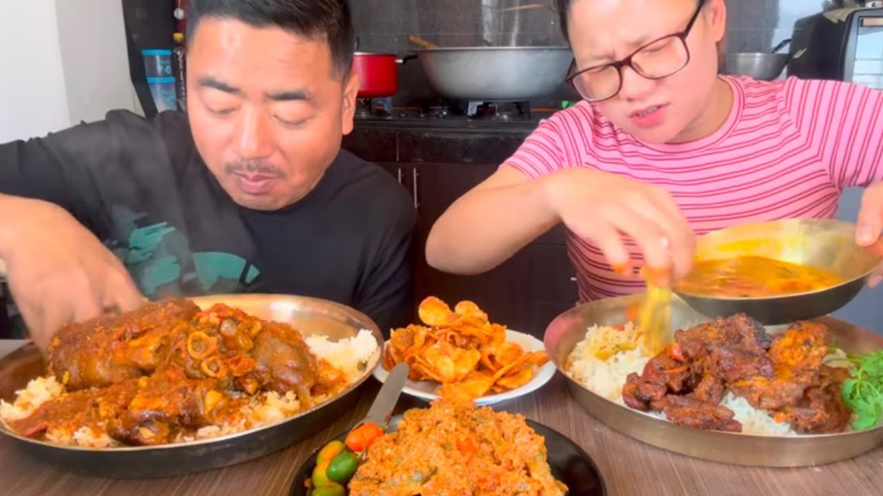 हुरूकै भए कुरा सुन्दा पनि,Pork feet ko Achar काईलाको favorite अनि आज केही दीनको लागी out of country