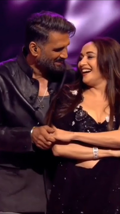 Sunil Shetty Beautiful Dance & Madhuri 💕💕