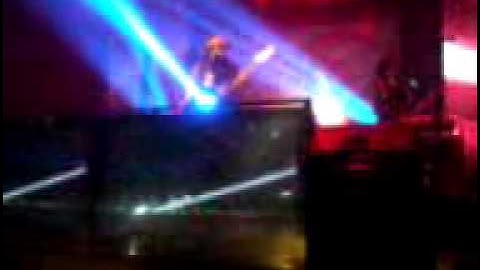 Slank -Virus (Live BOSHE Bali )