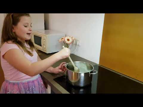 Video: Kādu Putru Pagatavot Bērnam