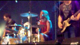 Taylor Hawkins and the Coattail Riders - Your Shoes, live at Bospop, July 11, 2010