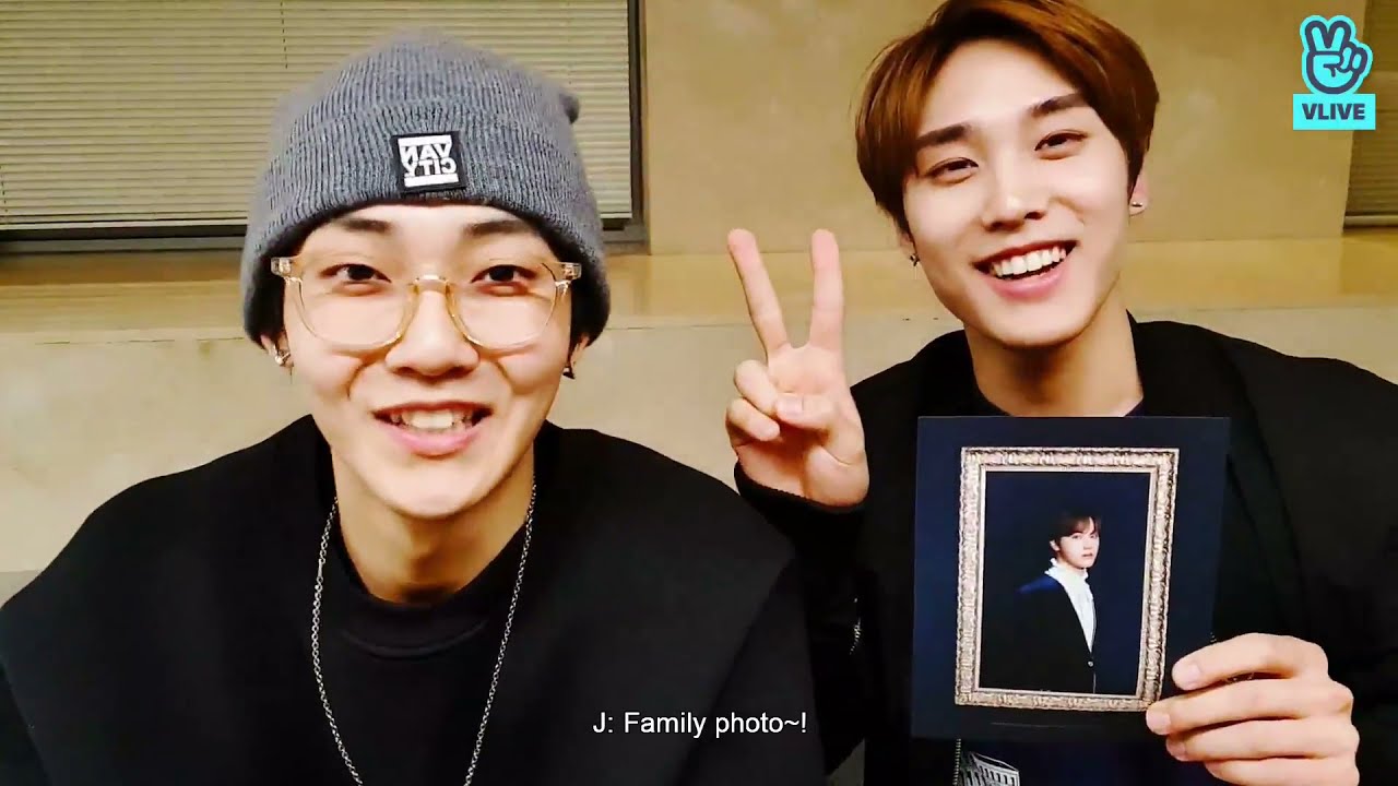 [JACOB KEVIN VLIVE 200427] M00NB43 [ENGSUB]