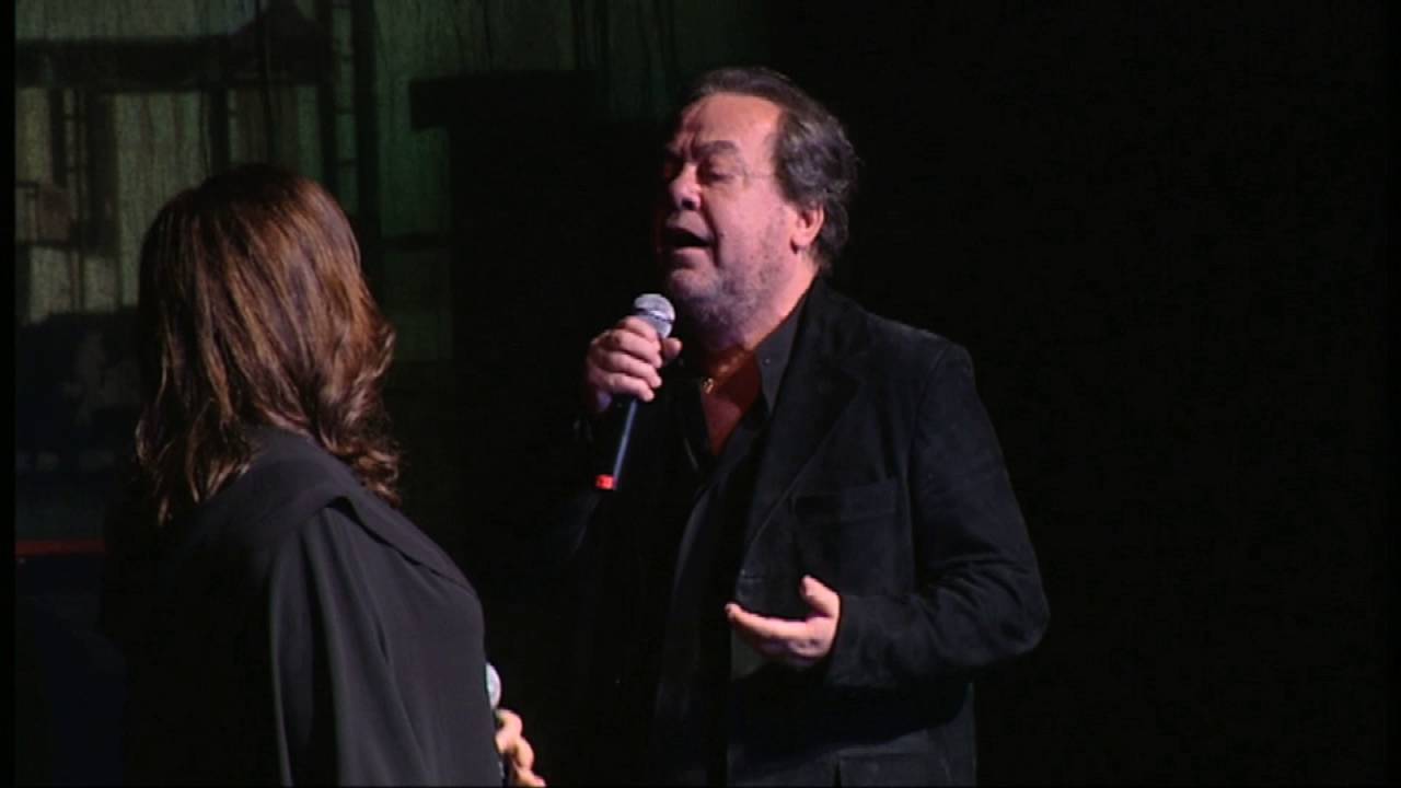 Γιάννης Πάριος. Χάρις Αλεξίου- Θα με θυμηθείς - Κόκκινο γαρύφαλλο