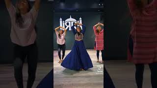 Saami Saami With Vaishali Sagar In La