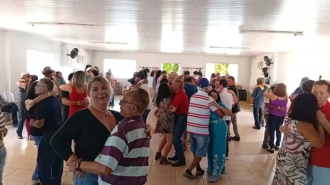 Baile da terceira idade no CCI do Recanto das Emas DF 26/9/2025