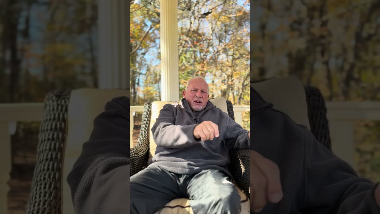 Том Гарнер исследует переменные, связанные с твёрдостью пасти у собак.